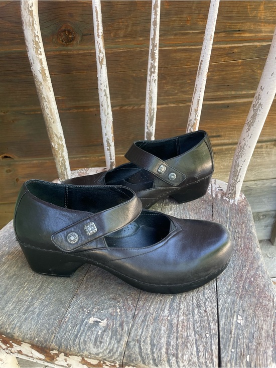 Dansko Shoes - Women's  Tandy Black Leather Mary Jane Heels